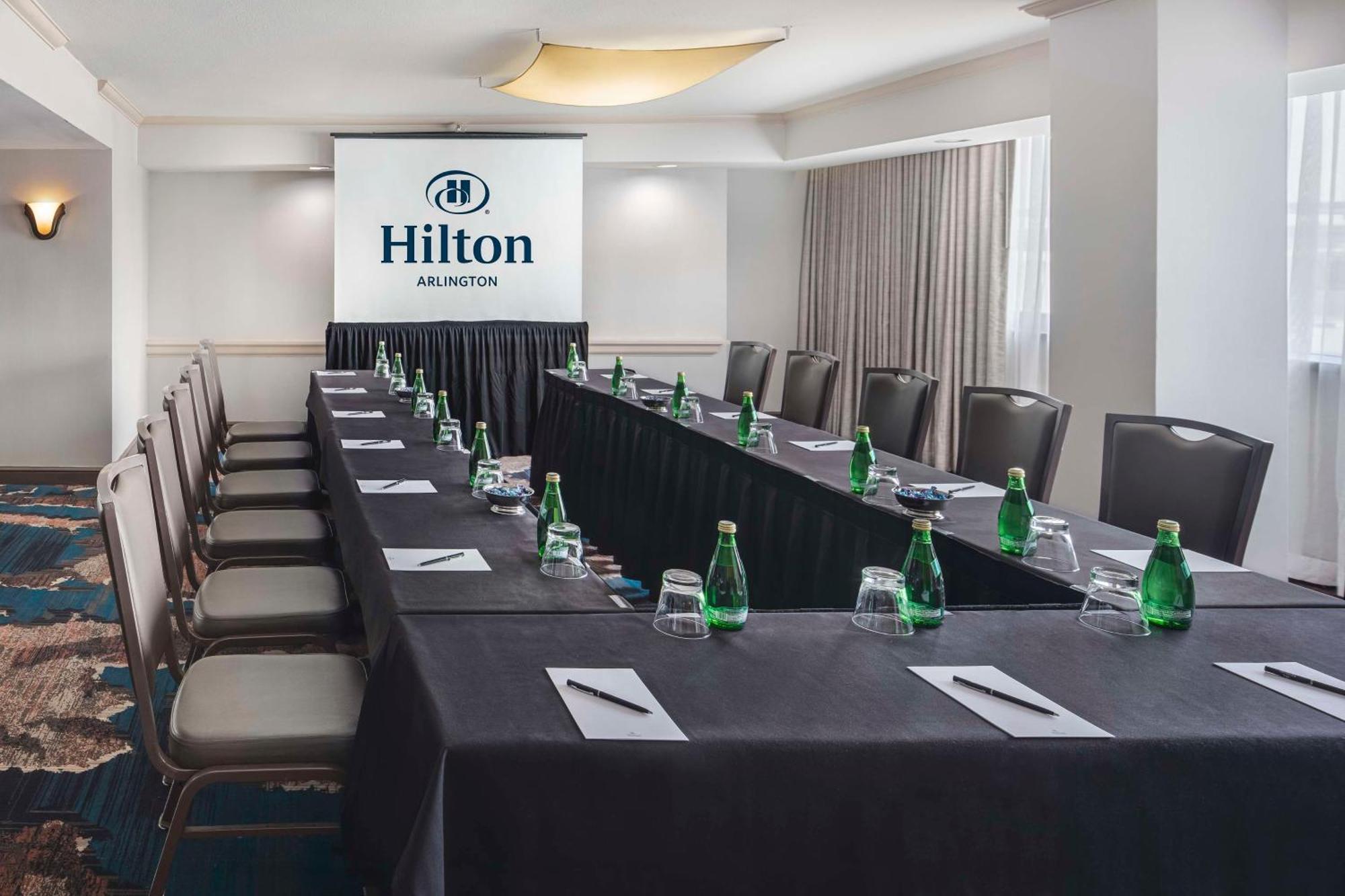 Hilton Arlington Hotel Luaran gambar